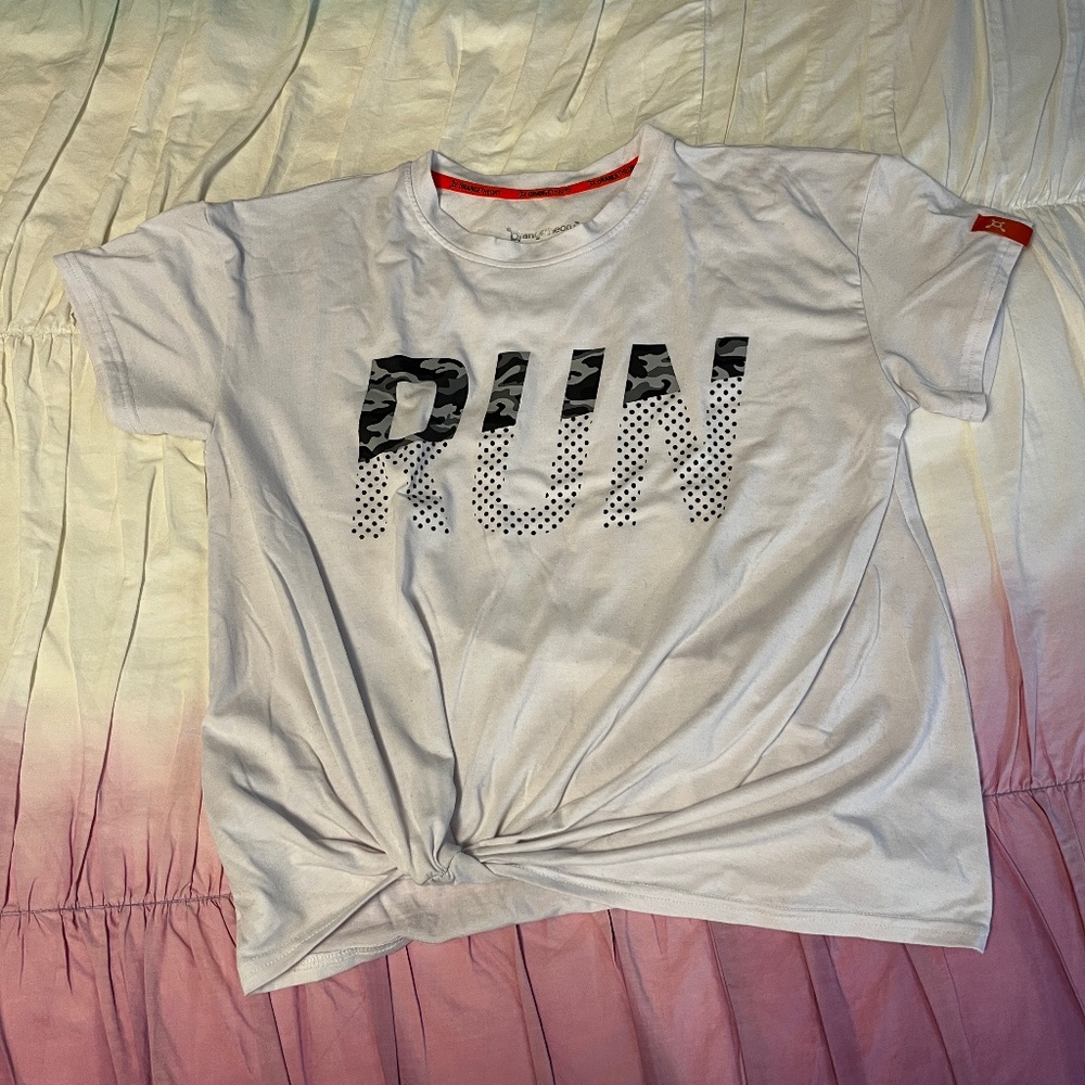 Orangetheory fitness short sleeve "run" shirt - XS